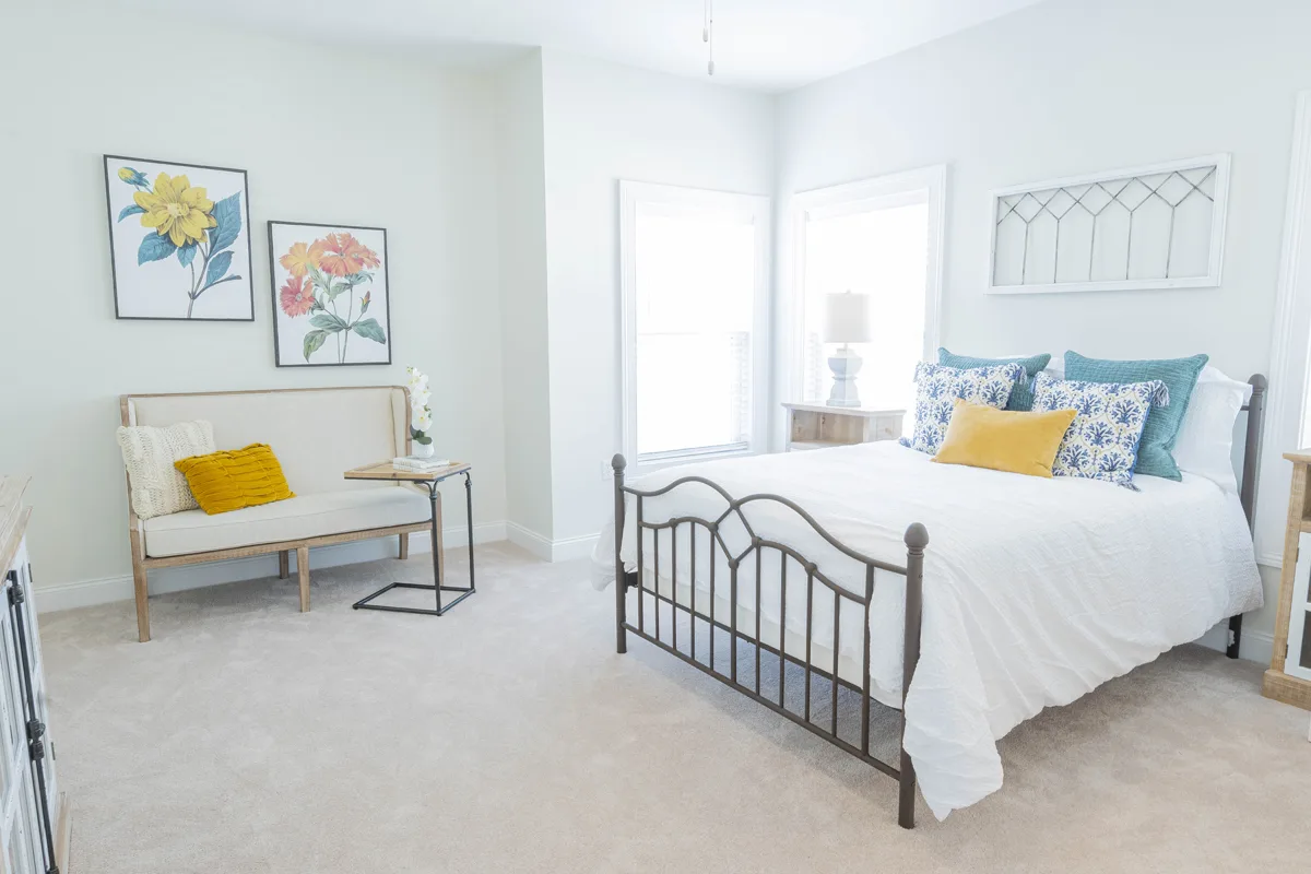 Otterbein Lebanon Orchard home bedroom